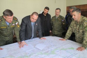 Плотницький підписав мапу відведення важкого озброєння