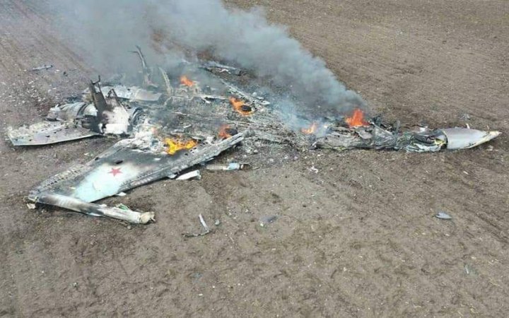 Военные сбили на Донбассе два самолета, три беспилотника и уничтожили по меньшей мере 40 единиц вражеской техники