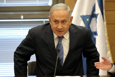 Прем'єр Ізраїлю пішов під суд