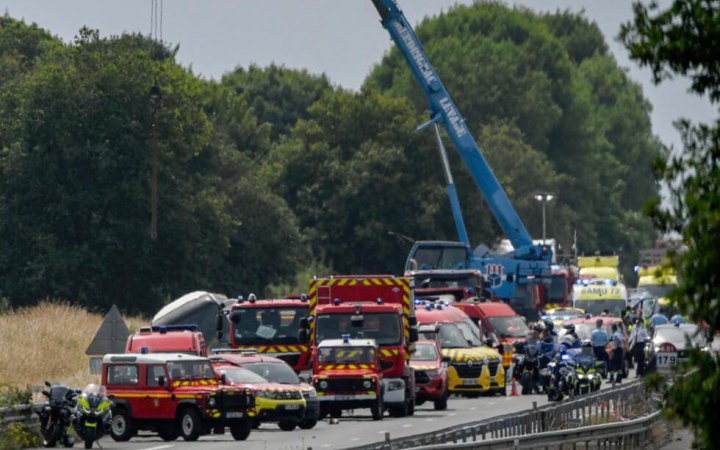 Діти поверталися додому на Буковину після навчального обміну: відомі подробиці ДТП у Франції