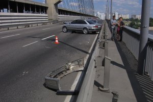 ДТП в Києві: три машини розбилися через водія