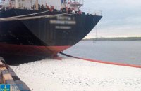 Помічника капітана іноземного судна підозрюють у забрудненні моря біля Одеси пальмовою олією зі збитками $2 млн