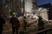 Під завалами будинку у Хмельницькому деблокували двох загиблих (оновлено)