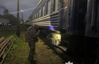 ​У Бурштині евакуювали пасажирів потягу "Чернівці - Запоріжжя" через повідомлення про замінування