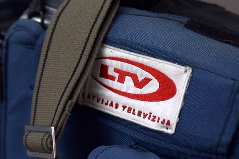"Латвийское телевидение" уволило сотрудника за телемост для Russia Today