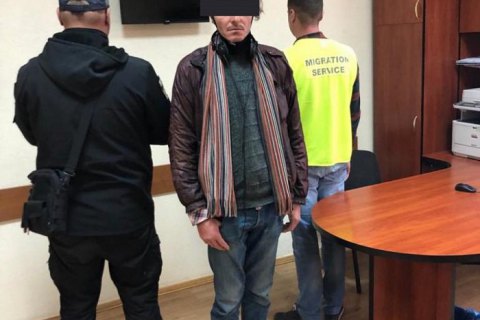 У Львові правоохоронці затримали іспанця, який три місяці прожив у ТРЦ (оновлено)