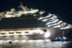 Владельцы Costa Concordia предложили пострадавшим скидку 30% на круизы