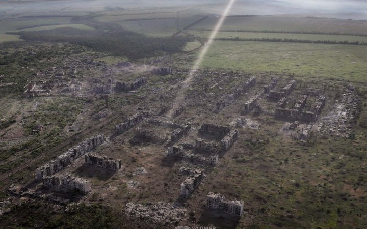 Понад 1000 обстрілів: росіяни вщент знищують Часів Яр на Донеччині