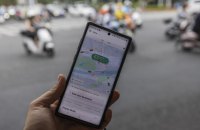 Влада Індії не вимагатиме встановлювати державний додаток на смартфони