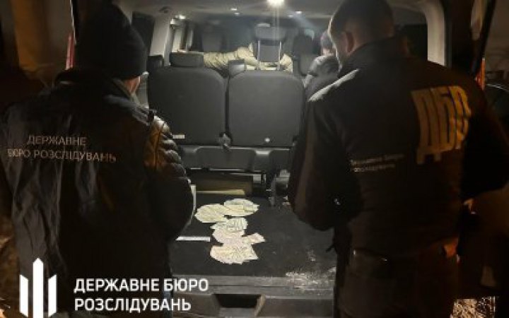 У Києві викрили злочинців, які викрали військового одягу на щонайменше 3,6 млн грн