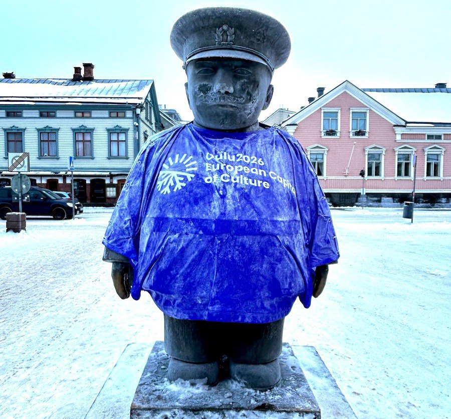 Toripolliisi, Ринкова площа