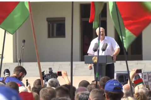 Лукашенко: "Вы хотите реформ? Скажите, каких  - завтра начну"