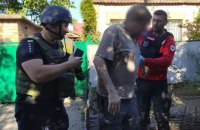 Росіяни обстріляли два райони Дніпропетровщини, постраждав чоловік