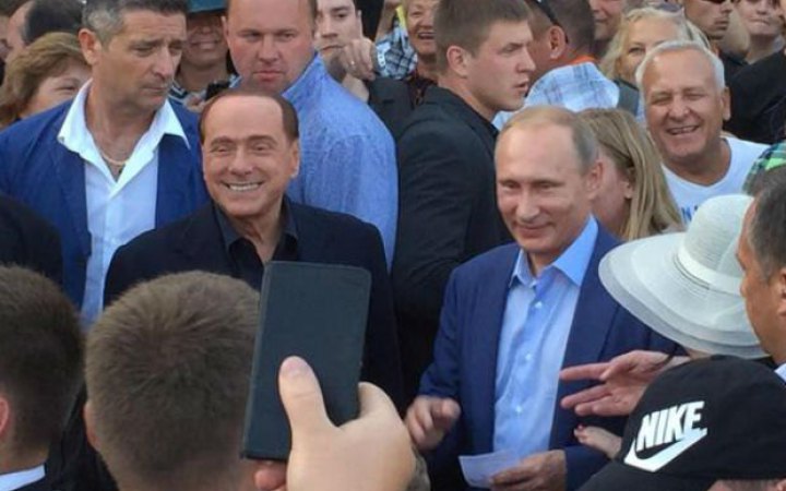 "20 пляшок горілки, ламбруско та "милі листи": ​​ Берлусконі розповів, як помирився з Путіним 