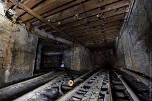 Администрация шахты Засядько не дает информацию о шахтерах родственникам