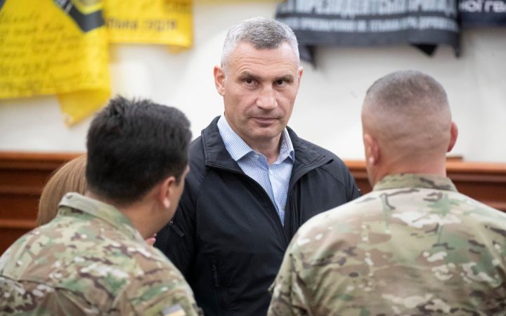 Кличко: у Києві опалення відновили у 400 будинках