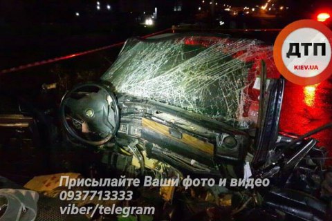 Помер водій "Волги", в яку врізався п'яний депутат на Окружній у Києві