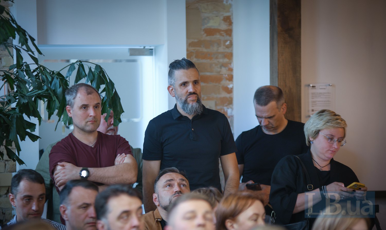 From left to right: scientist and science populariser Anton Senenko, co-founder of Technology Progress Maks Nefyodov, head of the Health Care Transformation Forum public association Yevheniy Prikhodko, and Iryna Navolnyeva, head of external communications at <i>Dobrobut</i>.