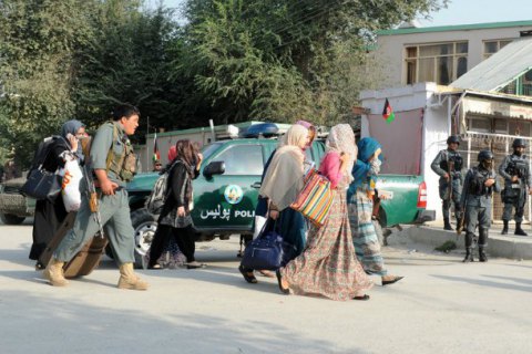 При нападении на Американский университет в Кабуле погибли 13 человек