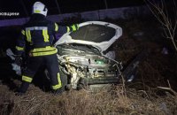 На Прикарпатті зіткнулися чотири автівки. Дві людини загинули, у тому числі дитина