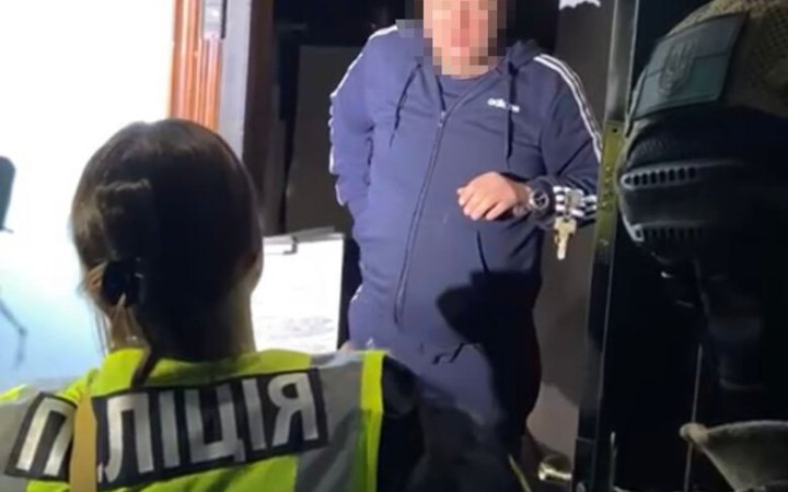 У Києві затримали чоловіка, який у новорічну ніч запускав салюти