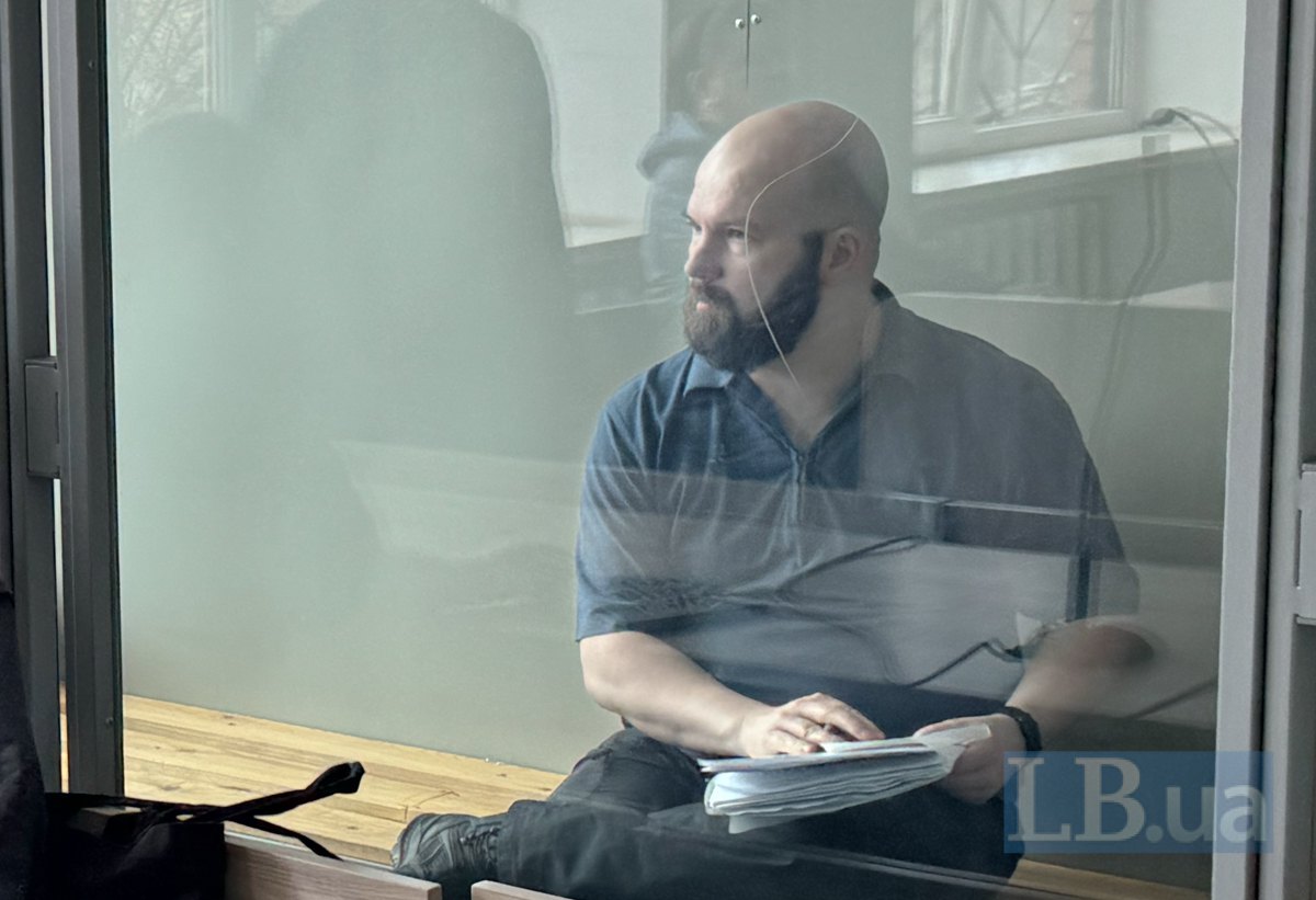 Роопе Мікаель Мустонен під час засідання суду