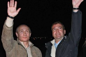 Путін і Медведєв дивитимуться футбол у Польщі