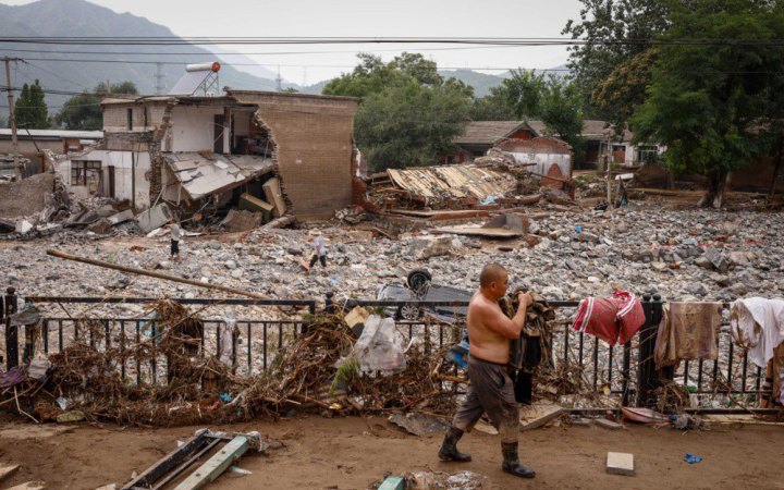 Північний схід Китаю затопило внаслідок тайфуну Доксурі, щонайменше 20 людей загинуло