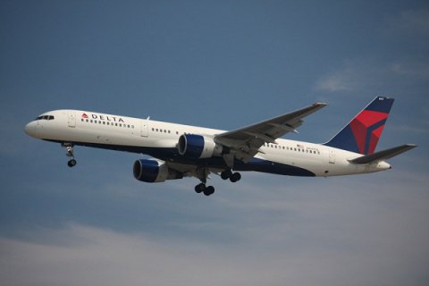  Американська Delta Air Lines відмовилася від прямих авіарейсів до Росії