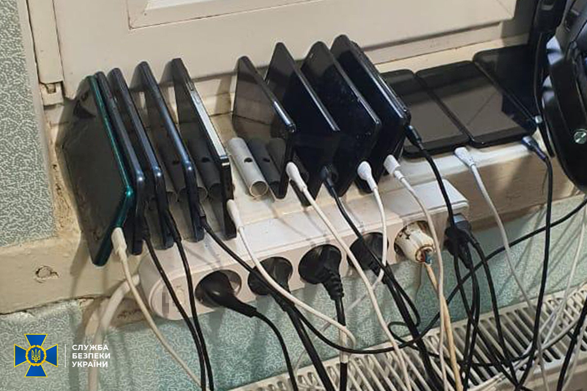 Зловмисники створили &quot;ботоферми&quot;