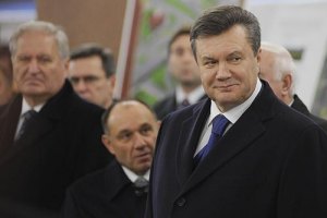 Депутаты намерены не пустить Януковича в Украинский дом