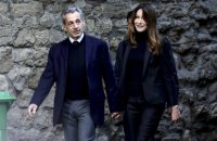 Саркозі розпочав відбувати п'ятирічний термін за гратами. Захист готує клопотання про звільнення