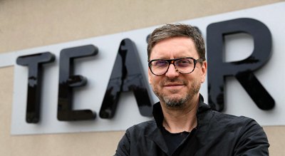 Режисер Себастьян Маєвський: «Театр відходить від глобальних проблем, молоді хочуть розповідати про себе і своє життя» 
