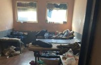 Прокуратура оголосила підозри 18 фігурантам, причетним до знущань з мирного населення у катівні в Купʼянську