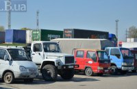 У Львові водій загинув під колесами своєї вантажівки