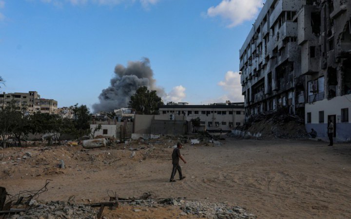 Ізраїль заявив, що поновлює припинення вогню у Смузі Гази після серії авіаударів 