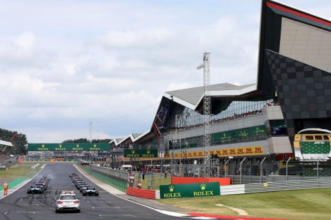 У Формулі-1 Гран-прі Великобританії пройде без глядачів, а Гран-прі Франції скасували