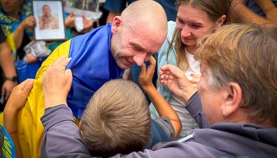 «Ми вимолили тебе». Україна повернула з полону 103 військових 