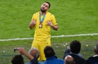 Фаны "Милана" перед полуфиналом Лиги наций вывесили оскорбительный баннер в адрес вратаря своей сборной