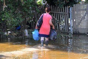 В Крыму дожди затопили десятки домов 