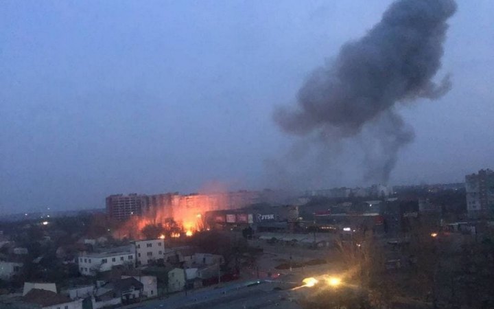 Минулої доби на Миколаївщині спалахнули три пожежі через ворожі обстріли