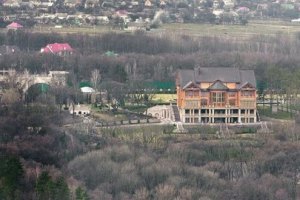 Возле резиденции Януковича построят мужской монастырь 