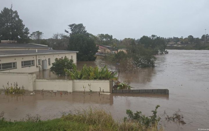 У Південній Африці від зимової негоди загинули майже пів сотні людей
