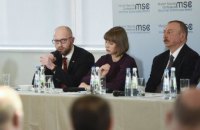 Яценюк: Признав паспорта "Л/ДНР", Россия фактически вышла из Минских соглашений