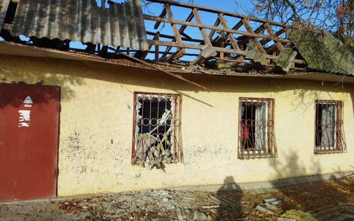 Росія вкотре завдала ударів по Херсонщині: пошкоджено школу та церкву