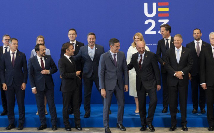 Саміт країн Європи в Гранаді: Patriot, ЗРК "Hawk" для України та розширення ЄС 