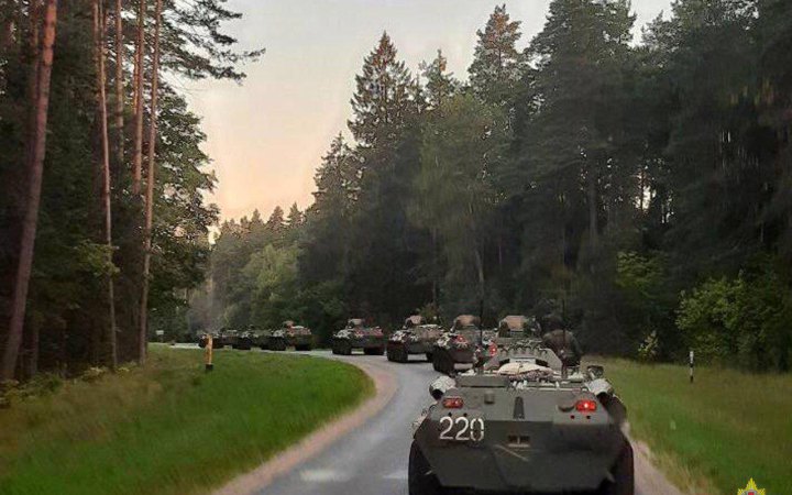 Білорусь пригрозила знову перемістити військові навчання до кордонів ЄС