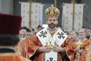 УГКЦ сожалеет, что Янукович молится лишь с Агафангелом