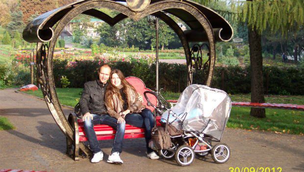 Андрей, Катя и их 8-месячная дочь нуждаются в помощи