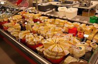 Вслед за мясом подорожает сыр: до 100 грн/кг